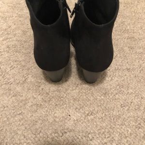 Old Navy Shoes - Black Old Navy Booties Size 9 Old Navy Shoes - Black Old Navy Booties Size 9